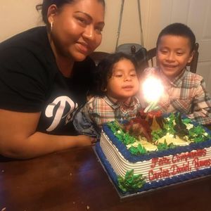 Meet your Posher, Iris